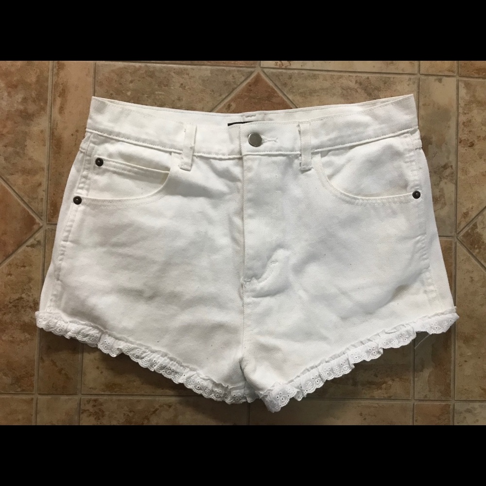 White High Waisted Jean Shorts w Lace detail